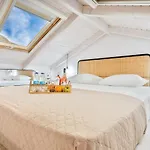 Grande Terra With Swimming Pool & Starlink Wifi Villa *