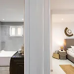 Grande Terra With Swimming Pool & Starlink Wifi Villa *