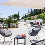 Grande Terra With Swimming Pool & Starlink Wifi *