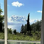 Grande Terra With Swimming Pool & Starlink Wifi Villa