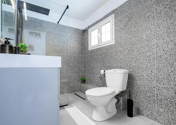 Grande Terra With Swimming Pool & Starlink Wifi