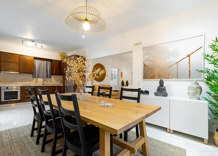 Grande Terra With Swimming Pool & Starlink Wifi * Spartylas