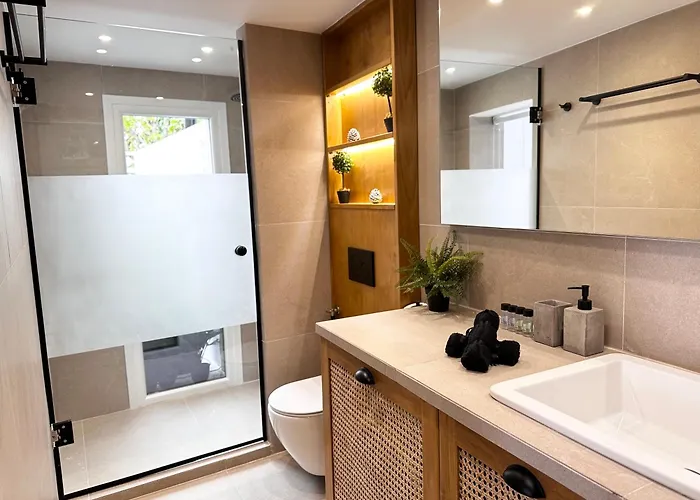 Grande Terra With Swimming Pool & Starlink Wifi 别墅 Spartylas