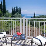 Вилла Grande Terra With Swimming Pool & Starlink Wifi
