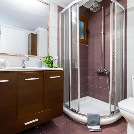 Grande Terra With Swimming Pool & Starlink Wifi * Spartylas