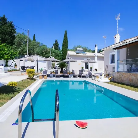 Vila Grande Terra With Swimming Pool & Starlink Wifi Spartylas